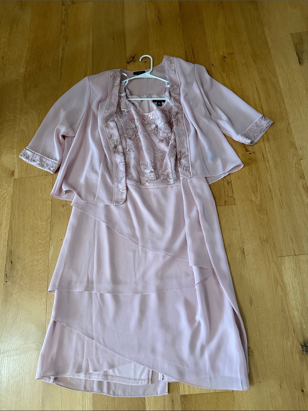 Women's Dusty Pink Layered Chiffon Robe Set with Embroidered Bodice